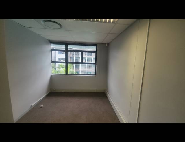 200M² OFFICE TO LET IN RIVERHORSE VALLEY